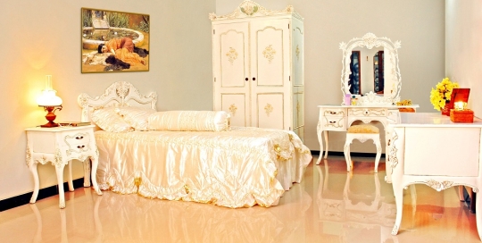 Italian Furniture_FIX.cdr